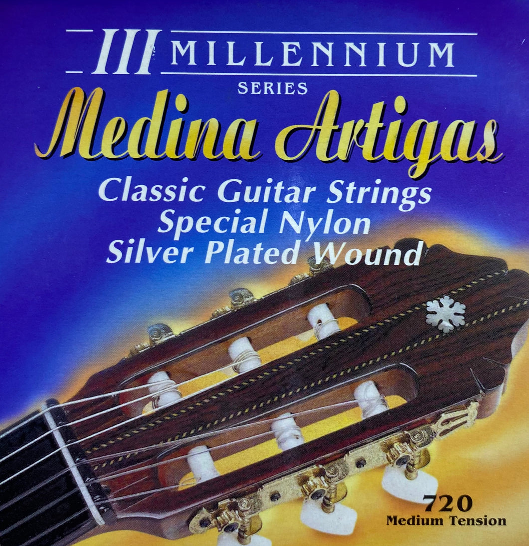 Guitarra clásica- Medina Artigas